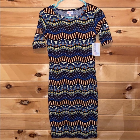 LuLaRoe Dresses & Skirts - Lularoe Julia Dress